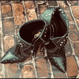 sam edelman royce studded bootie